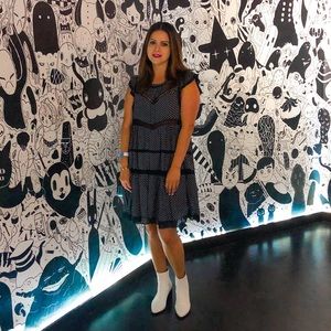 Meet your Posher, Crystal